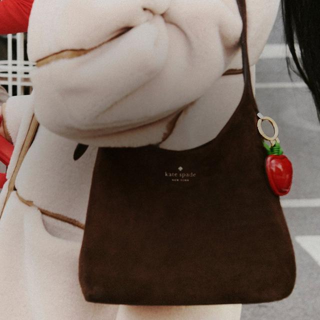 極美品☆Kate spadeケイトスペード ショルダーバッグ キャメル レザー ピックアップ | ケイト・スペード ニューヨーク【公式オンラインショップ】